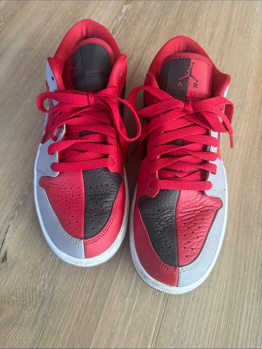 Air Jordan 1 Low SE Split Gym Red Cement Grey women’s Sz 7